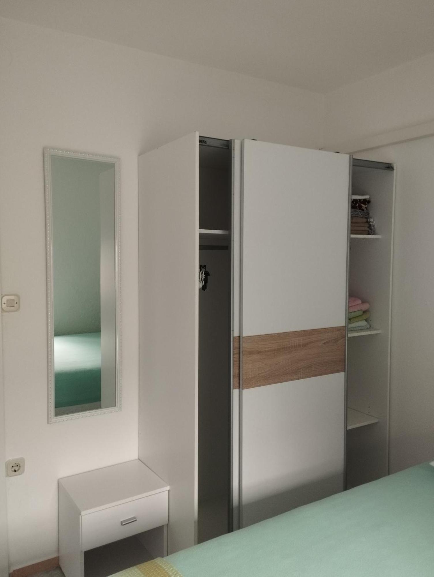 Apartmani Ruza Vir Buitenkant foto